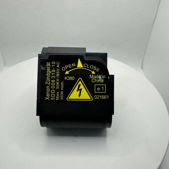 Для 2003-06 Mercedes E 320 350 500 55 Ксеноновый HID Фары Зажигалка Патрон лампы