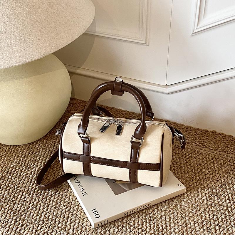 This Year's Popular Small Bag Women's Autumn and Winter Retro 2025 New Versatile Shoulder Messenger Bag Portable Pillow Bag