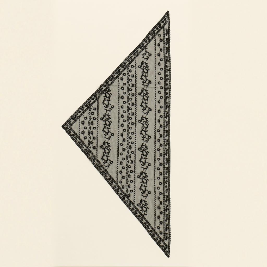 Fashion Ins Lace Hair Scarf Women Retro Triangle Hair Bands Vintage Triangular Headscarf Girls Elegant Headwear Hair Accessories