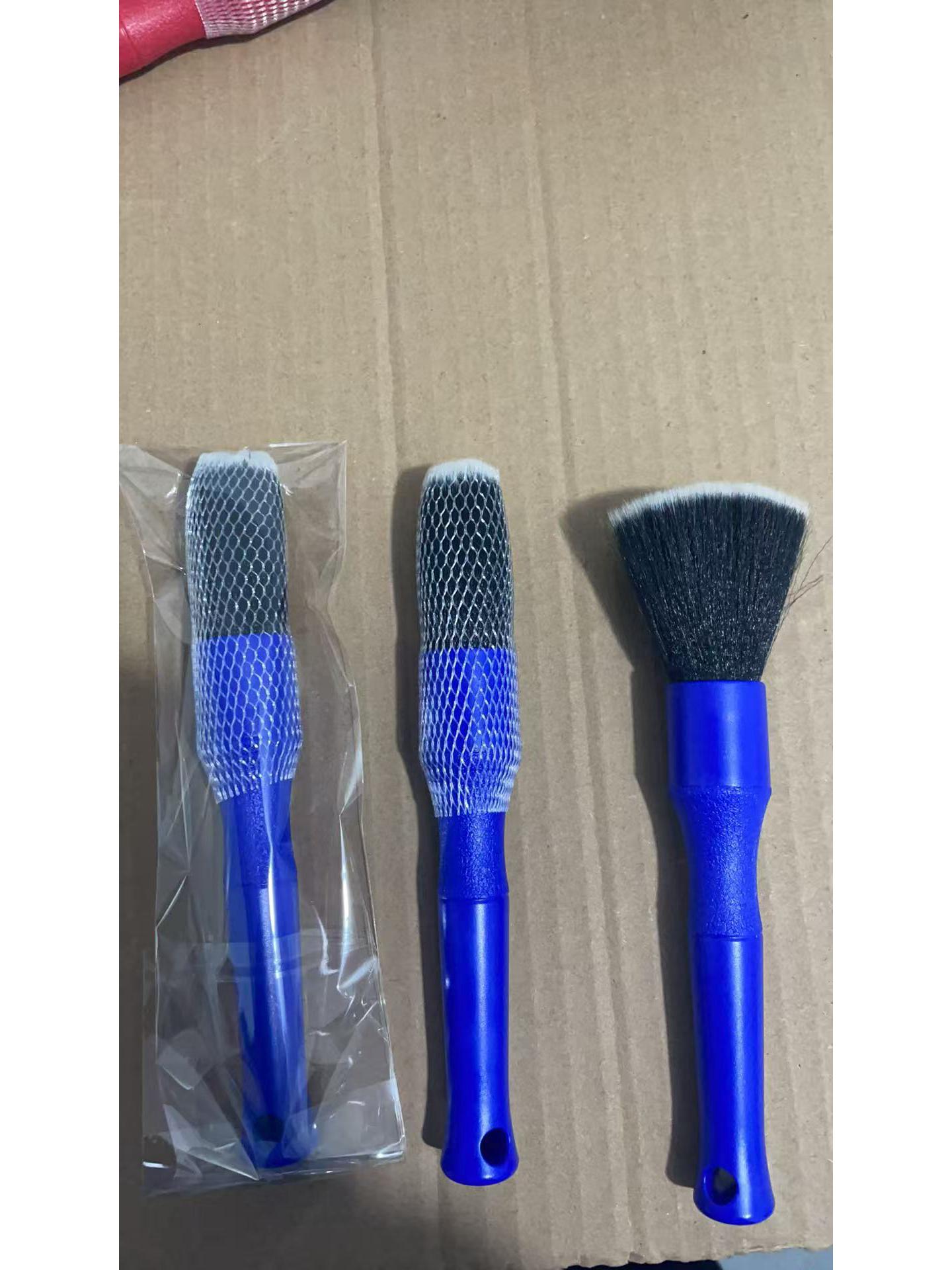 Car Air Vent Detail Brush - Dust Removal & Crevice Cleaning Tool