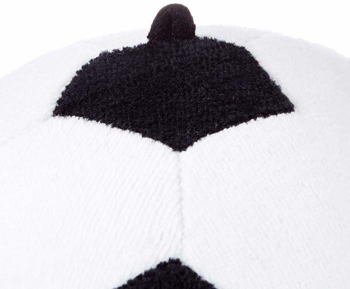 Peluche - Sterntaler - 33010 - Ballon de Football - Noir/Blanc - 13 cm - Hochet intégré