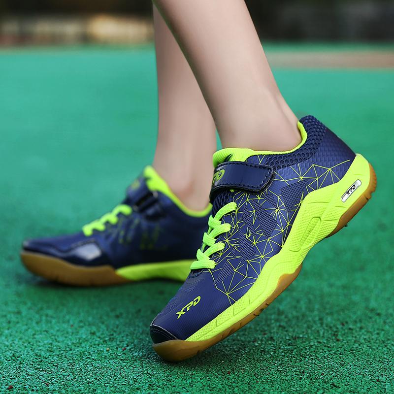Kinder, Jugendliche und Erwachsene Hochwertige Stoßdämpfung Rutschfeste und Verschleiß-beständig Outdoor Modische Casual Badminton Schuhe