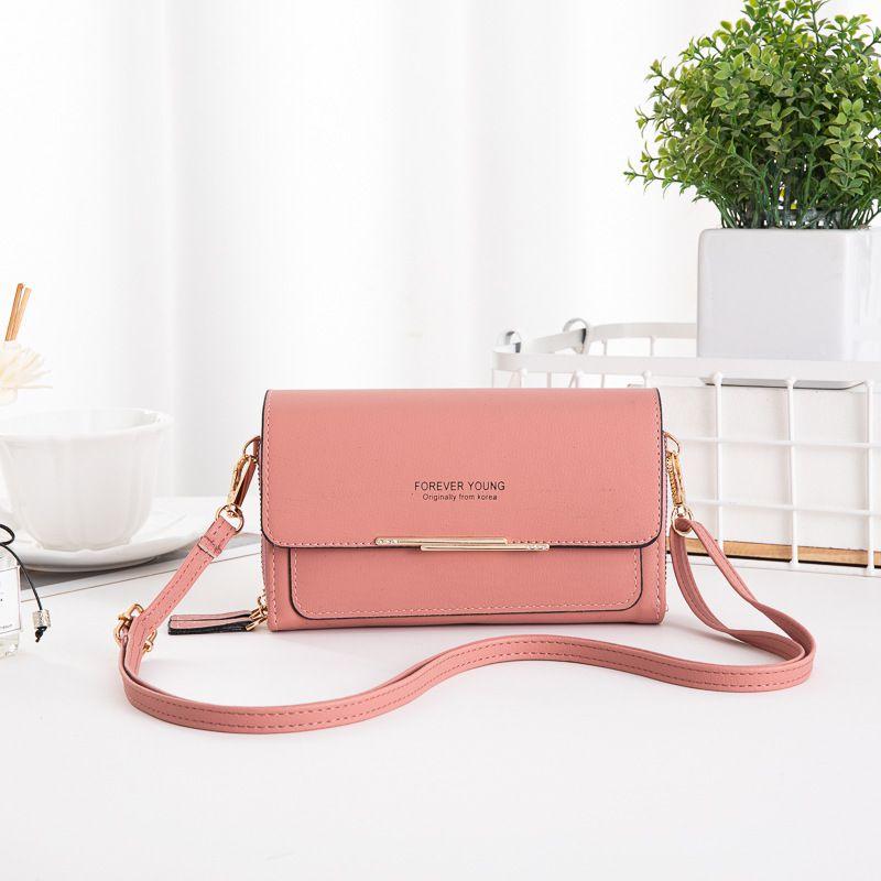 Elegant Leather Shoulder Bag For Women With High Capacity And Adjustable Strap