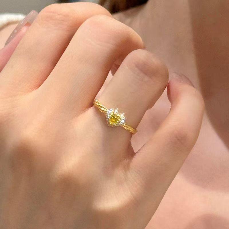 Heartshaped Fashionable Yellow Sugar Ring With Stunning Sparkle For Women Modern