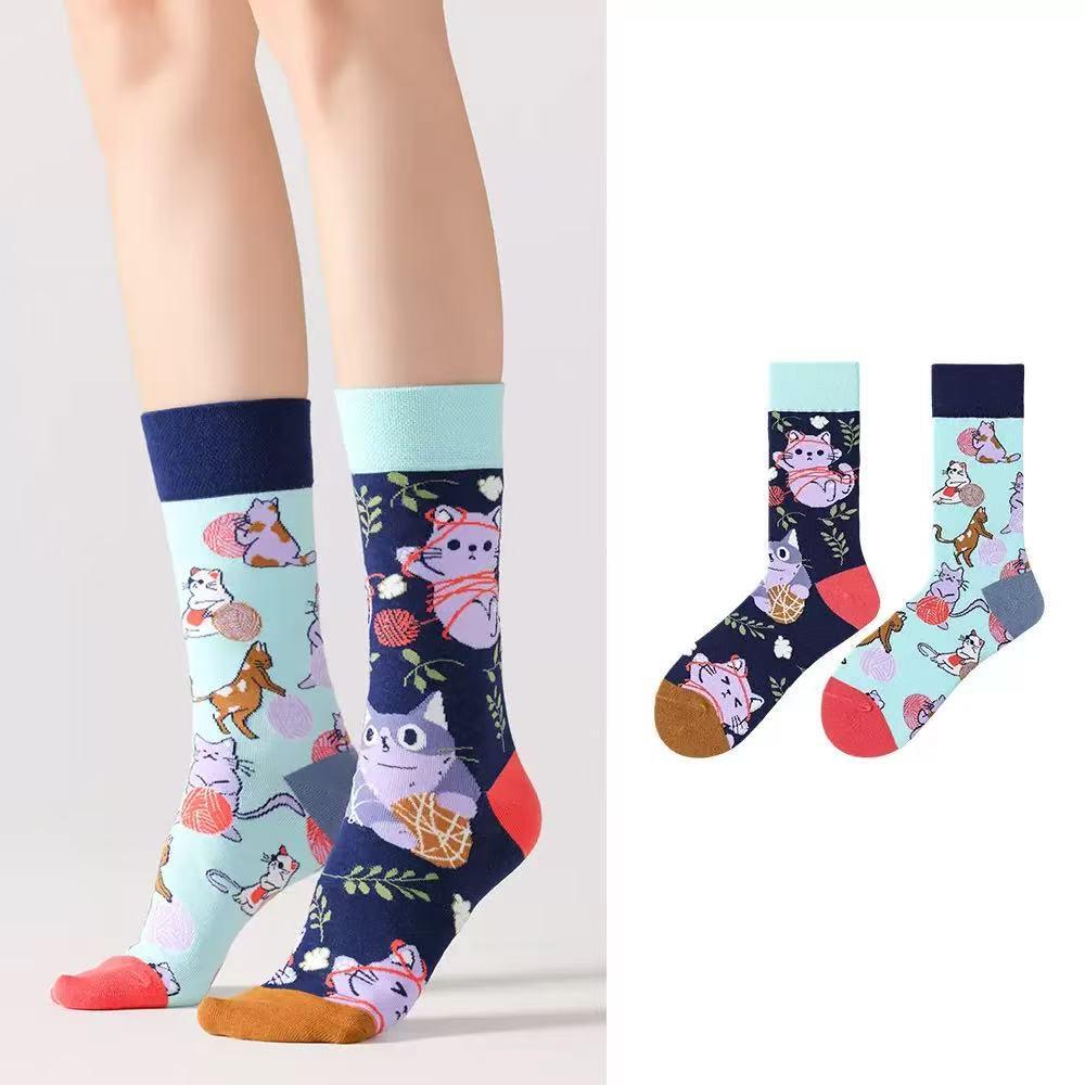 Original Asymmetrische Cartoon Hip Hop Baumwollsocken für Paare - Wadenhoch Mandarinenente Stil für Damen und Herren