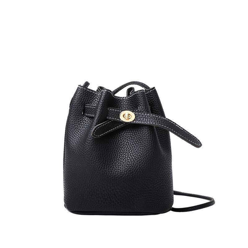 Women's Bag Lychee Pattern Bucket Type Pumping Belt Lock Cylinder Shoulder Bag, Summer and Autumn New Crossbody Small Bag Tide
