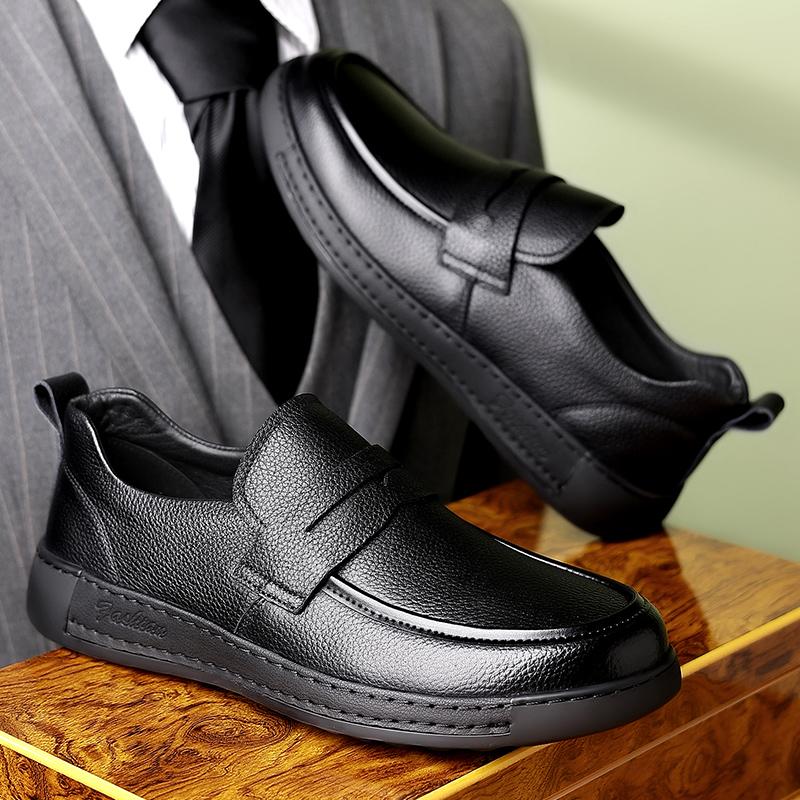 Fashion New Handmade Leather Casual Men Shoes Design Sneakers Man Breathable Leather Shoes Men Outdoor Sneakers