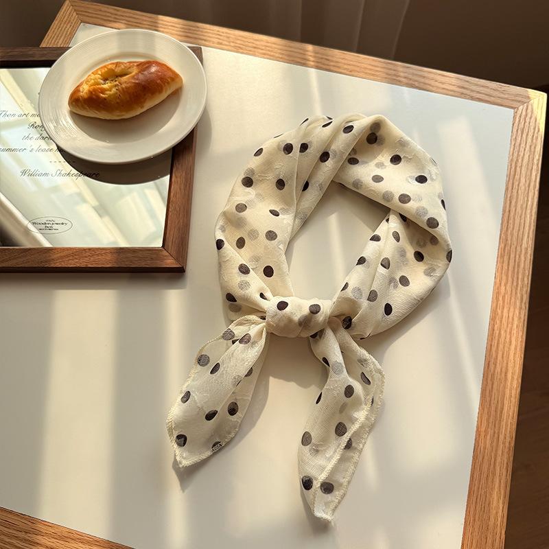 Einfarbiger doppelseitiger Muster Baumwolle und Leinen Hautfreundlicher quadratischer Schal Halspflege Retro Literarischer Schal Seidenschal Kopftuch Stirnband Damen