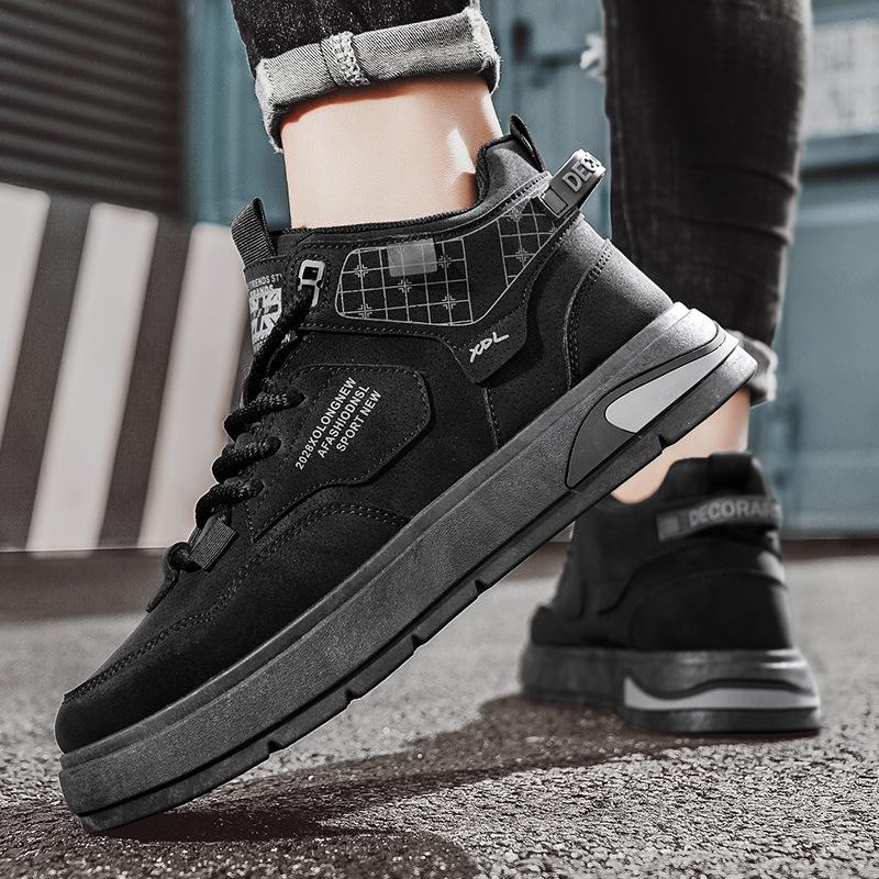 

Мужские высокие ботинки Martin в корейском стиле в стиле ретро — модная, нескользящая, повседневная рабочая обувь из кожи. 43 чёрный