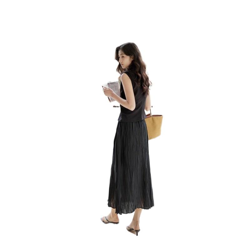 

Summer basic casual black sleeveless T-shirt women S
