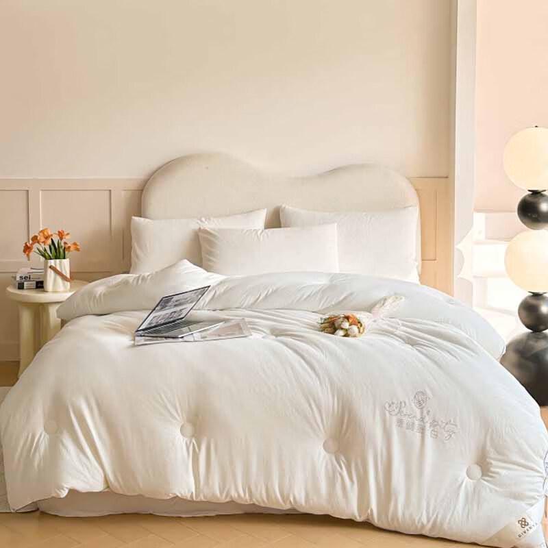 Fang Wang Silkworm Protein Breathable Antibacterial All-Season Quilt