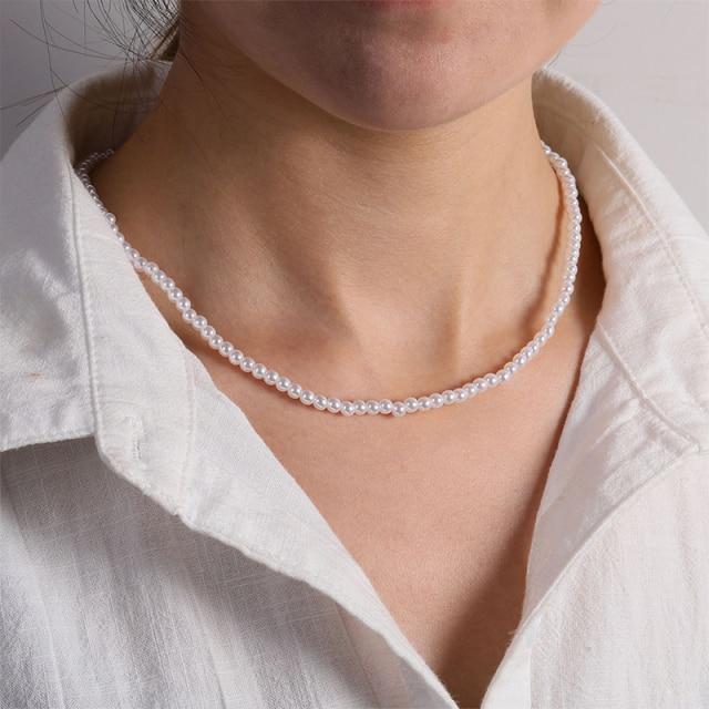 Modish Fashionable Butterfly Crystal Stone Pearl Pendant Necklaces Bold Statement Clavicle Pearl Chain Layered Necklaces Trend Butterfly Collar