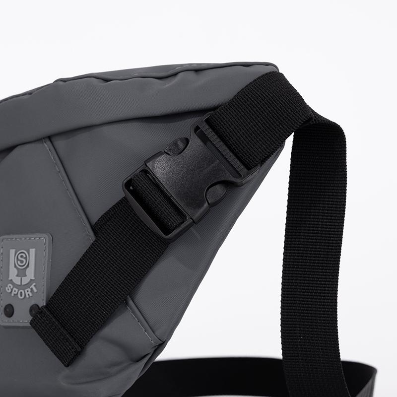 Lässige Herren Umhängetasche - Verschleißfeste Brusttasche mit verstellbarem Schultergurt