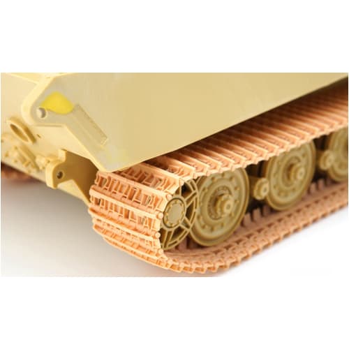 T-Rex Studio 1/35 Scale WWII German King Tiger 18-Tooth Sprocket Tracks, Late Model, Plastic Model Parts TR85056