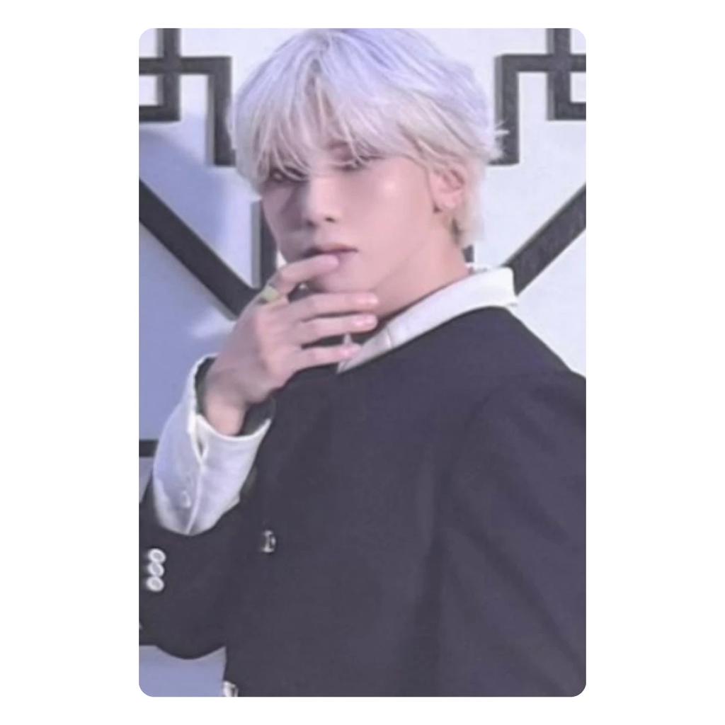 PRZEDSPRZEDAŻ 13. MINI ALBUMU ATEEZ GOLDEN HOUR : Część 4 KARTKA ZE ZDJĘCIEM POCA JAPAN POB OFICJALNA