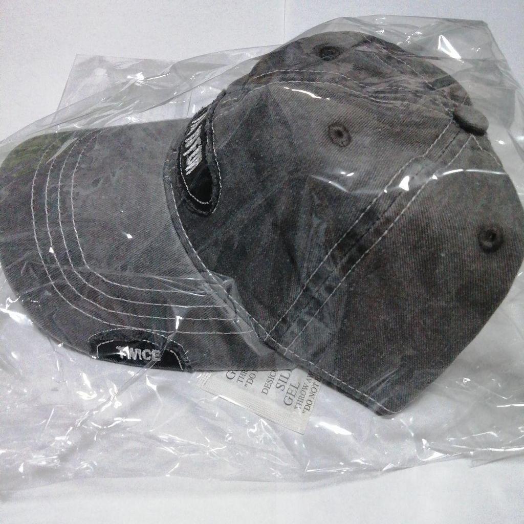 [USED] TWICE THIS IS FOR popup cap