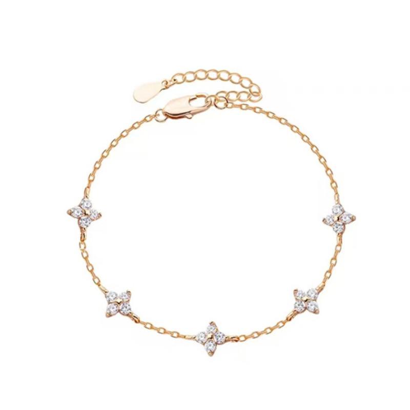 Neues Luxusmarken-Temperament Kleeblatt-Armband für Damen Charm Goldfarbe Edelstahl Korea Armreif Schmuck Farbecht