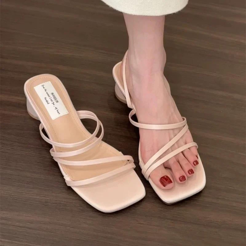 Fashion Women's Slippers Summer Outdoor Beach Sandals Luxury Designers Wearing Women's Shoes Slideshow Zapatos De Mujer Chanclas Mujer