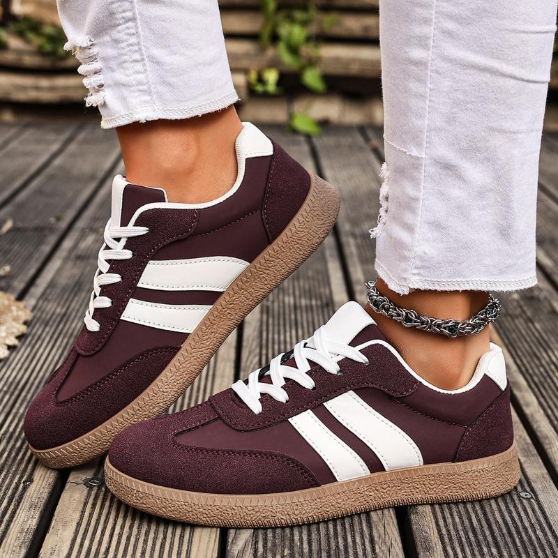 Women's Color-Blocked Round-Toe Lace-Up Flat Low-Top Training Sports Board Shoes, European Style, Available In Large Sizes.