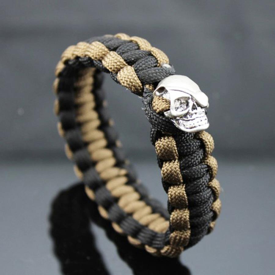 Braccialetti Bangle di Sopravvivenza in Paracord da Esterno Uomo Tono Argento Braccialetto da Polso con Corda Teschio Campeggio Escursionismo Braccialetto con Fibbia di Emergenza Gioielli