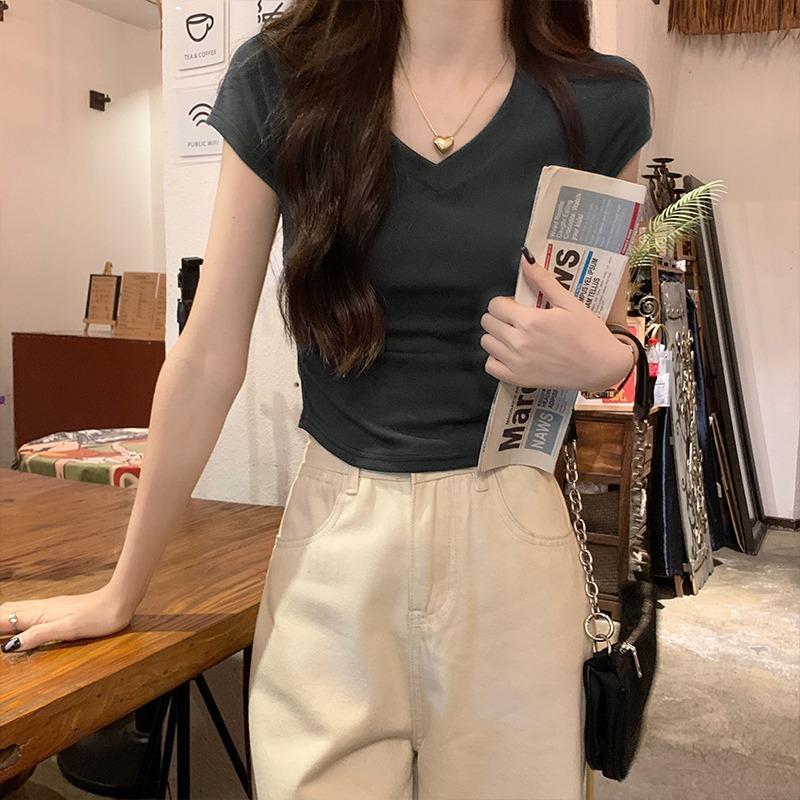 High-end street tops slim and slim 2024 new summer V-neck right shoulder pleated high-waisted short-sleeved T-shirt for women