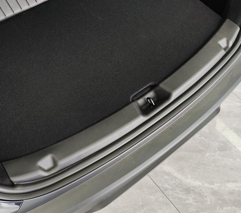 Tesla Model Y Refresh Foot Pads & Trunk Mats with Center Console Storage Box