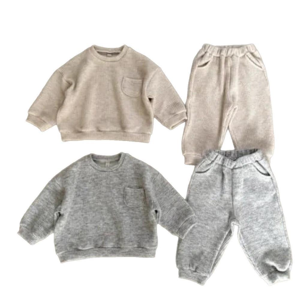 Unisex Korean-Style Casual Sports Set: Loose-Fit Long Sleeve & Pants with Pockets for Kids