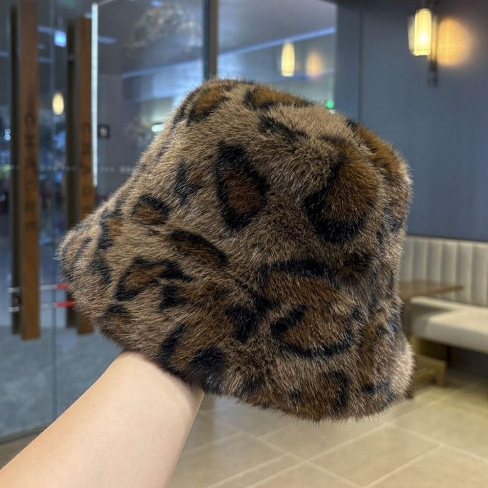Leopard Print Fisherman's Hat British Autumn Winter Warm Hat  for Daily Wear