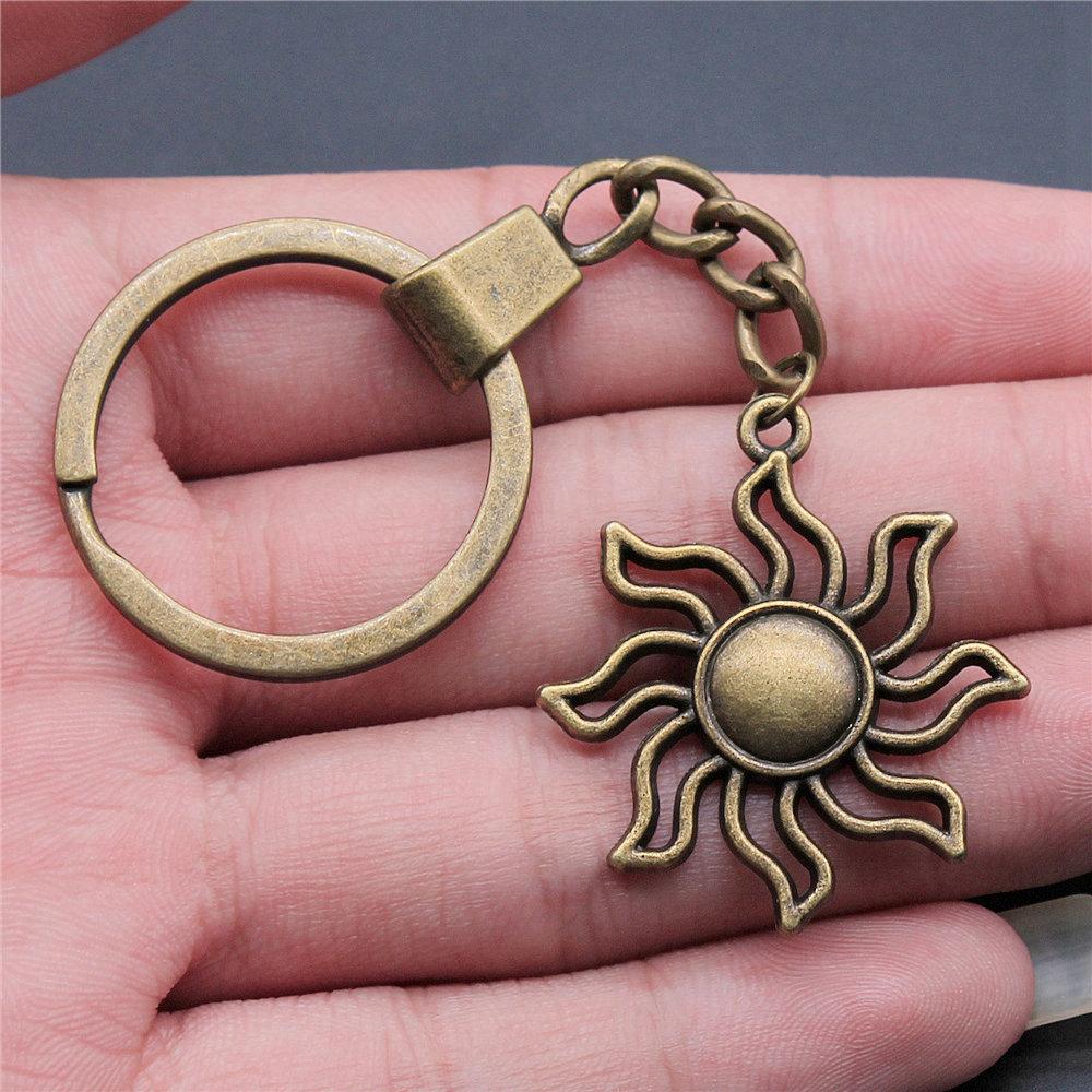 30mm Keychains Sun Moon Pentagram Vintage Jewelry Supplies QY047