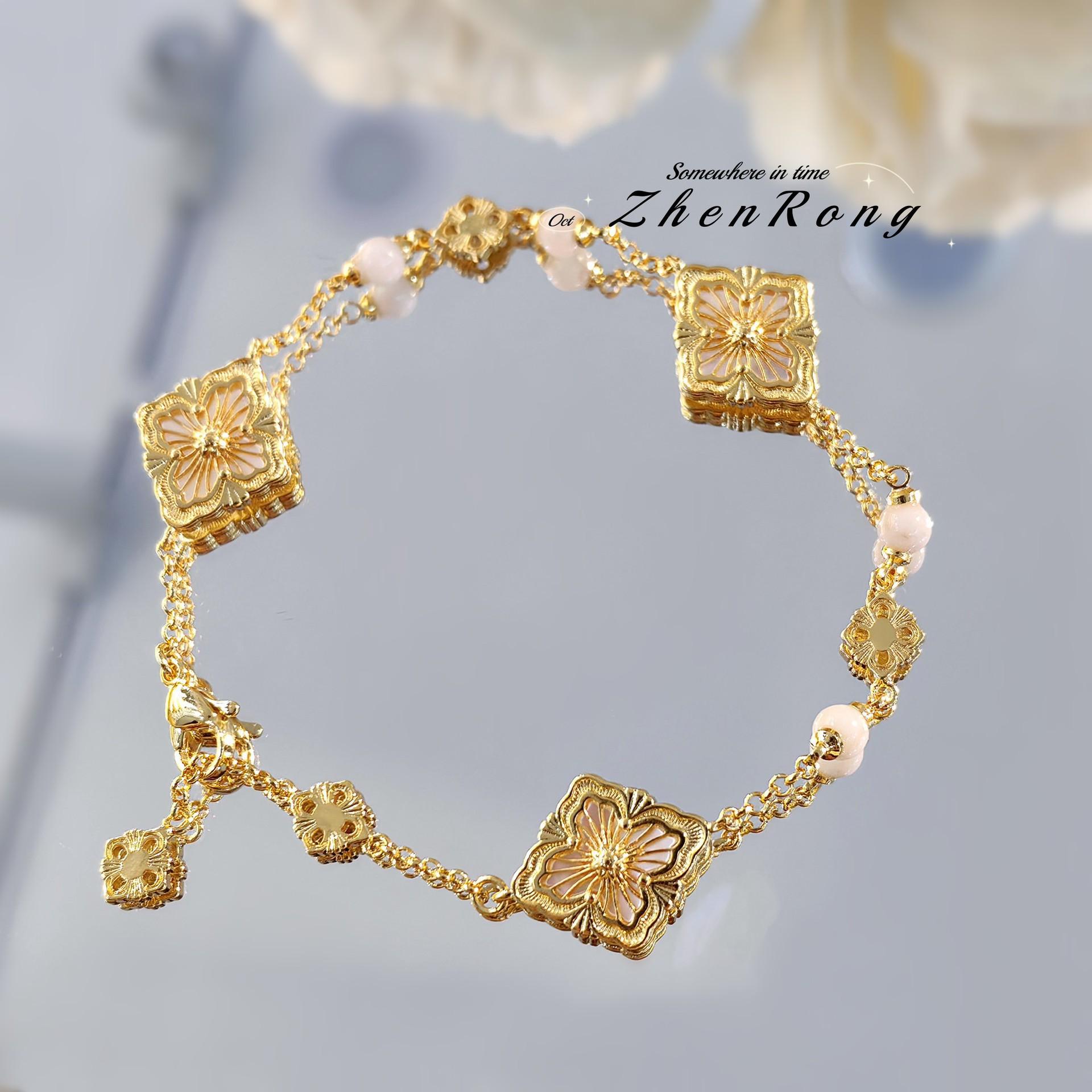 Итальянский винтажный браслет в дворцовом стиле с клевером из перламутра, роскошный браслет в стиле old money с бирюзовыми бусинами для женщин