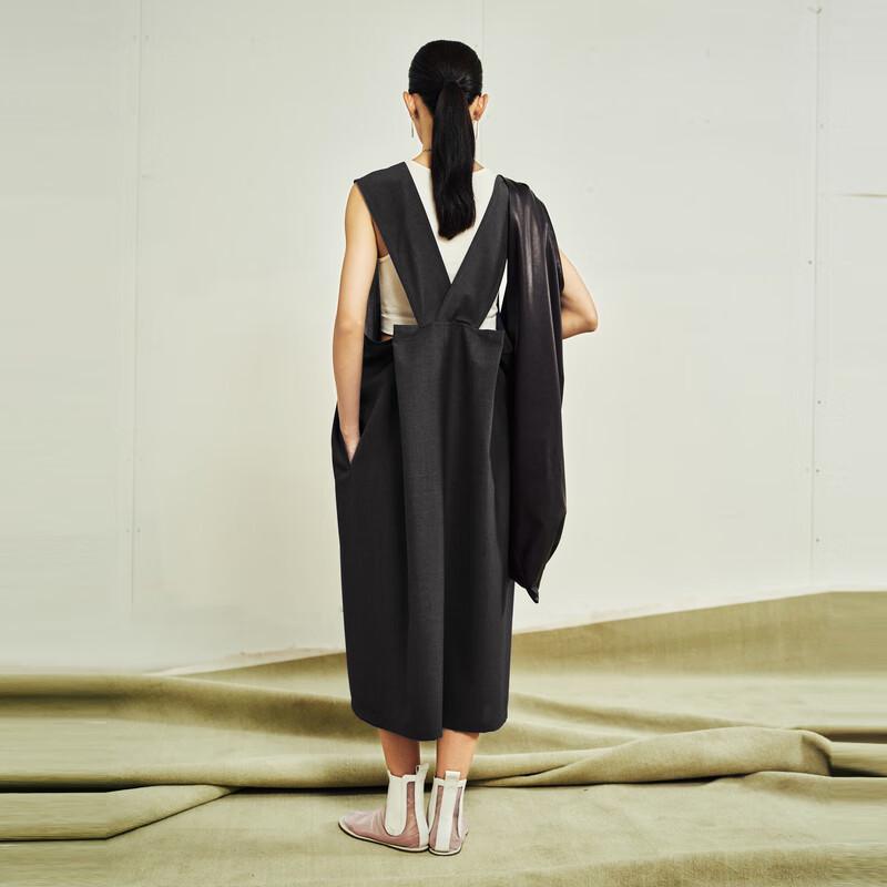 Less 2024 Autumn Sleeveless U-Neck Dress