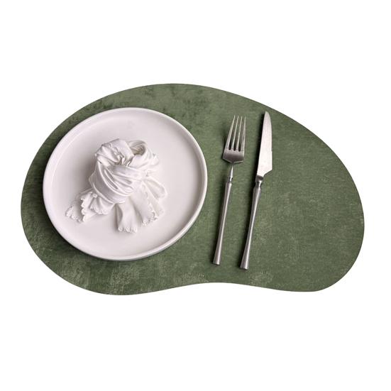 Heat Insulation Placemats, Cashew Nut Shape Pad for Dining Table, Double Side Faux Leather Table Mat for Plates, Nordic Kitchen Decor