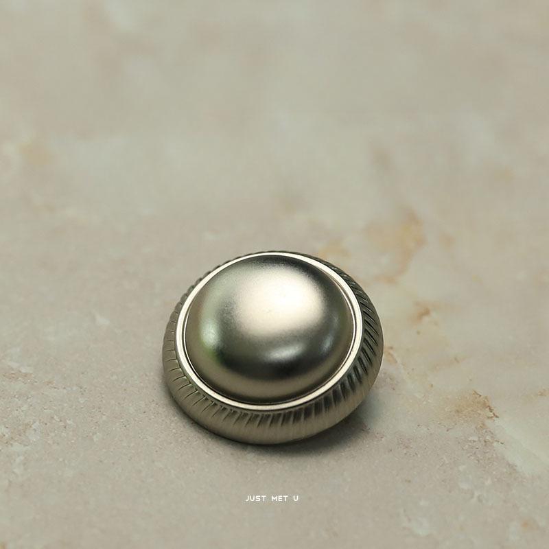 

10 шт. модных пуговиц золотистого цвета 15/20/23 мм гладкие круглые металлические пуговицы на ножке аксессуары для шитья одежды 15mm