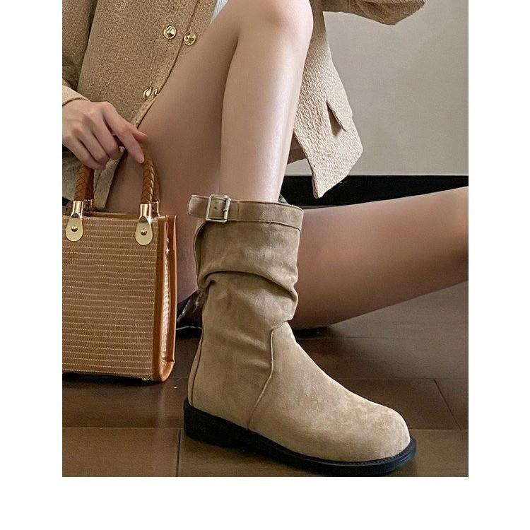 Internet celebrities with the same 2025 winter new matte suede sleeve artificial short plush round head popular shoes fashion boots women