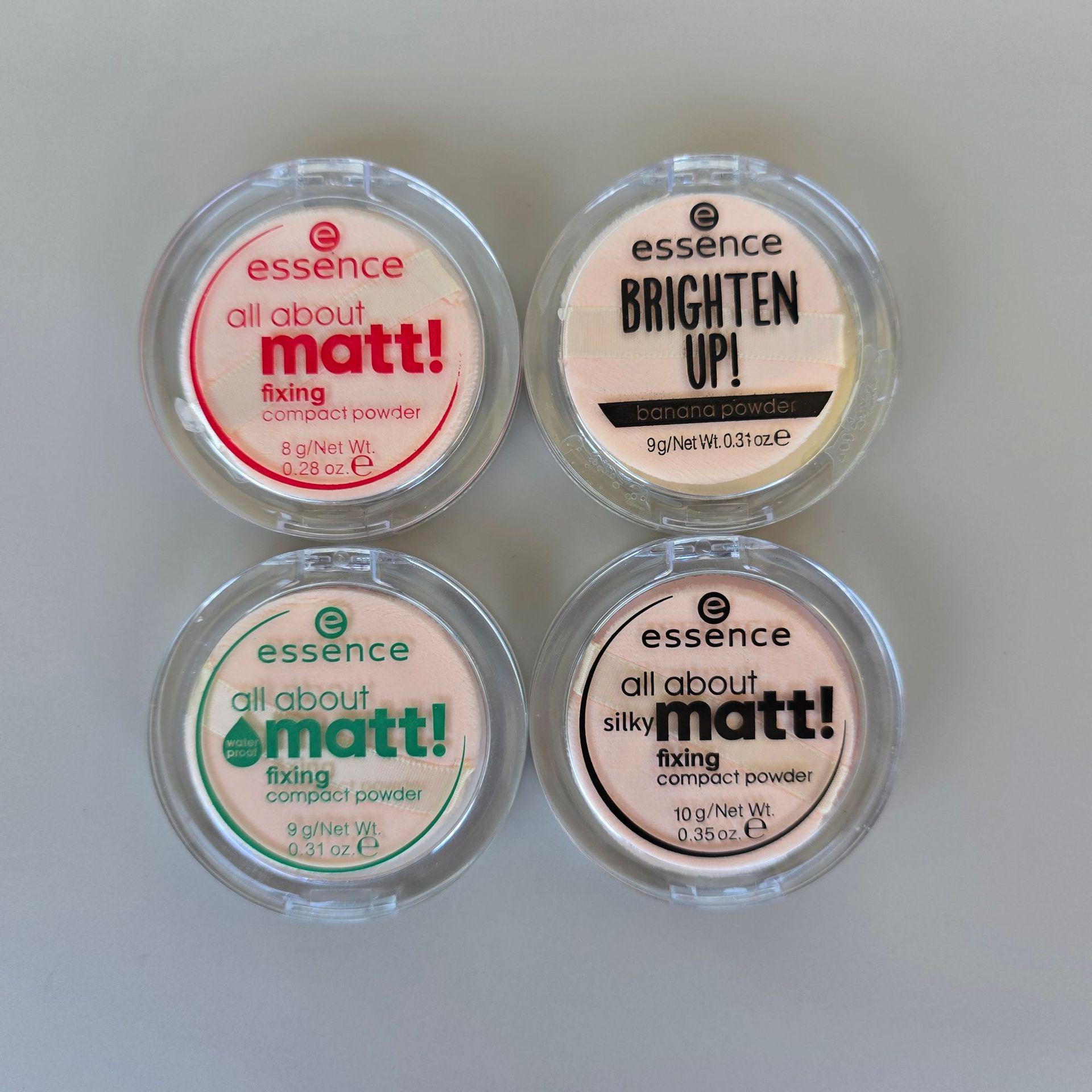 

Немецкий банановый порошковый пирог: Пудра для фиксации макияжа и консилер для жирной кожи, 9 г Green Banana Powder Cake