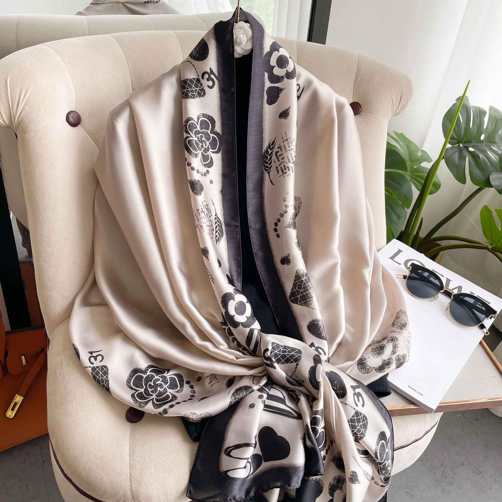 Luxury Design 180X90CM Shawls  Beach Women Square Scarves Popular The Four Seasons Bandanna Sunscreen New Style Silk Scarf