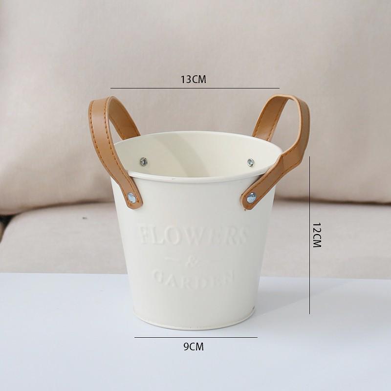 Small Retro Distressed Whitewashed Tin Flower Pot for Tabletop or Balcony Decor, Ideal for Succulents and Iron Lettering