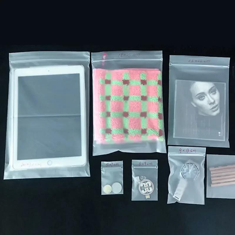 50 szt. CPE Matowa Samozamykająca się Torba Pogrubiona 0,16 mm Półprzezroczysta Torba z Uchwytem Kostnym Odzież Pyłoszczelna Plastikowa Zamykana na Zamek Błyskawiczny Torba do Pakowania