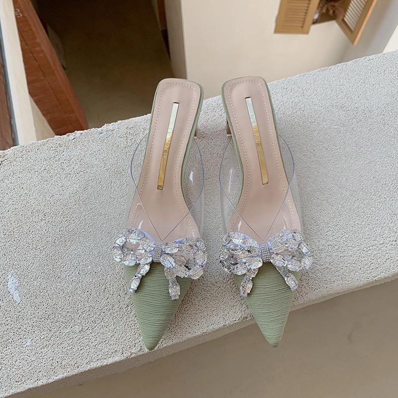 2025 nye spisse rhinestone krystall sløyfe gjennomsiktig veske hode sandaler bruk tykk hæl halv tøffel sommer damesko