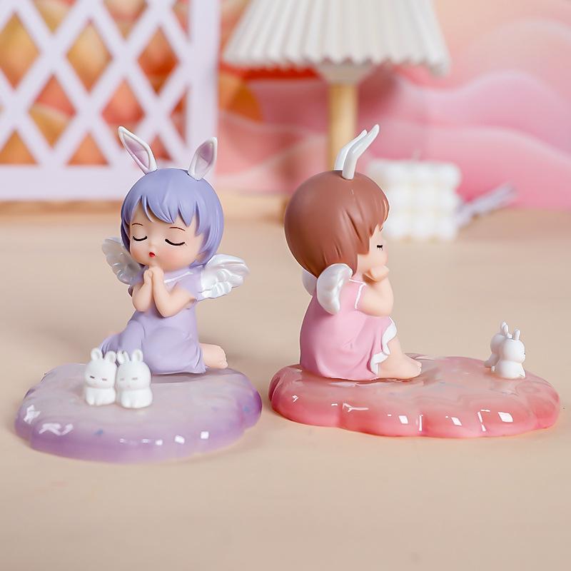 A Cute Girl-themed Smartphone Stand for The Desktop, An Innovative Tablet Support Stand for Lazy People, A Stress-relieving Decorative Item.