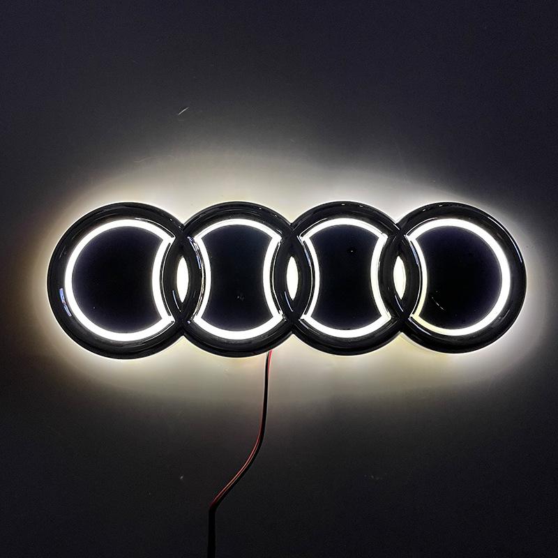 Priekš Audi S66Priekš Audi Q5 A3