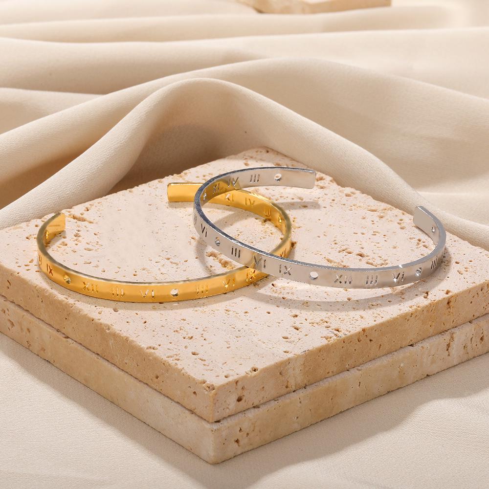 18k Gold Plated Roman Numeral Hollow Bracelet for Couples