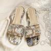 Dicke Absatz Damen Sandalen Sommer Hausschuhe Außenbekleidung Sohle Damen Strassschuhe Damen Freizeit Sandalen Styles