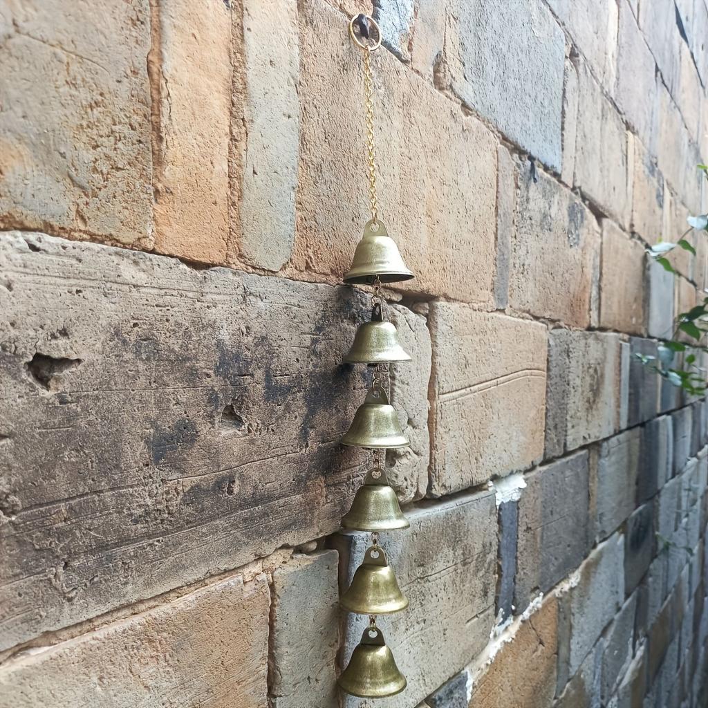 1Pc Metal Wind Chime - Classic Country Iron Bell with Decorative Chain for Courtyard, Garden and Wall, No Power Required, Home Deco