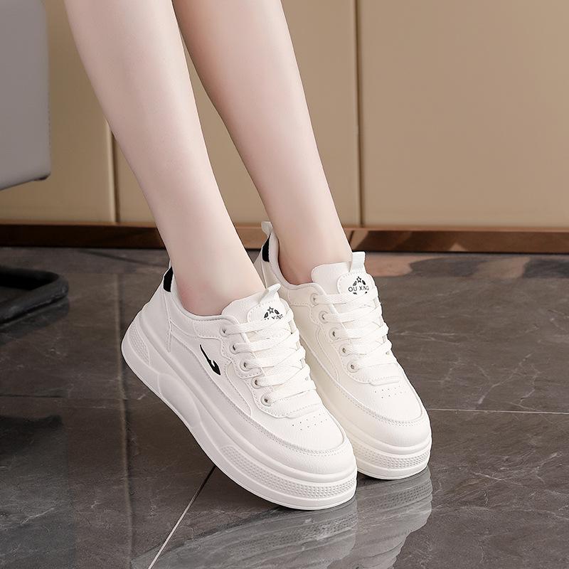 New Breathable Little White Shoes 2025 Spring and Autumn Height Increase Thin Sole Casual Korean Version College Style Board Shoes Women HY-312