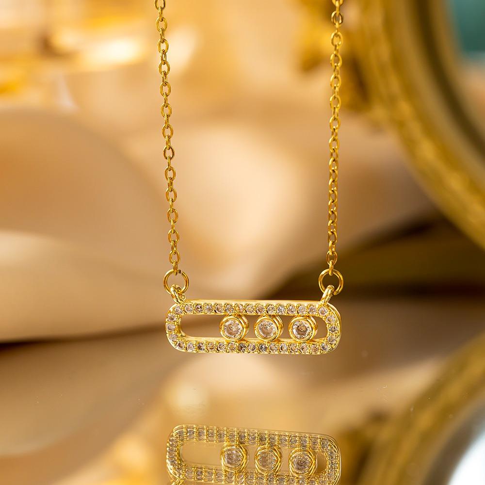 Elegant Luxury Full Zircon Copper Micro Inlaid Necklace Women Simple Exquisite Collarbone Chain Necklace