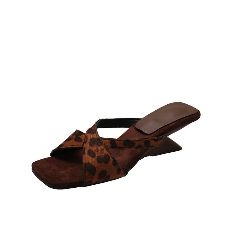 2025 summer new square head open-toed slope heel half-tow holiday beach Roman cool slippers with women's cool slippers