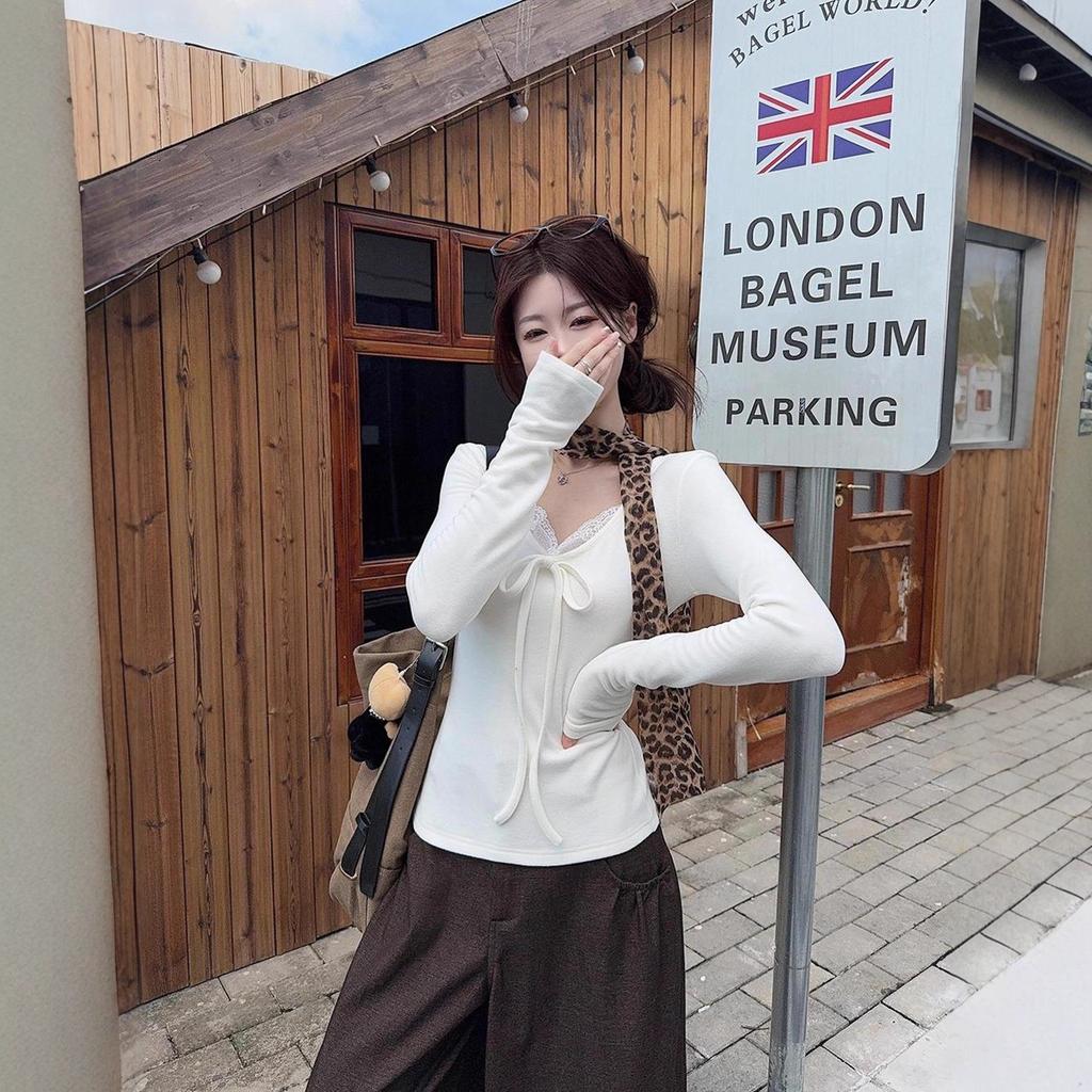 Korean White Lace V-neck Undershirt T-shirt Women's Autumn and Winter Design Sense Slim-fitting Long-sleeved Undershirt