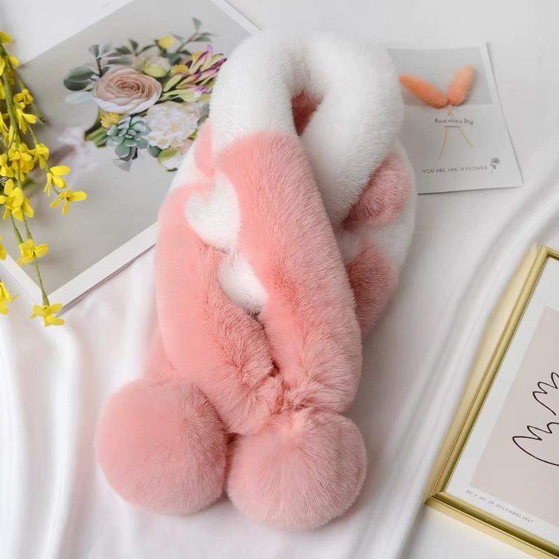 Pearl Faux Rabbit Fur Scarf Women Cute Neck Warmer Winter Warm Soft Furry Scarves Outdoor Windproof Cross Scarf Collar New