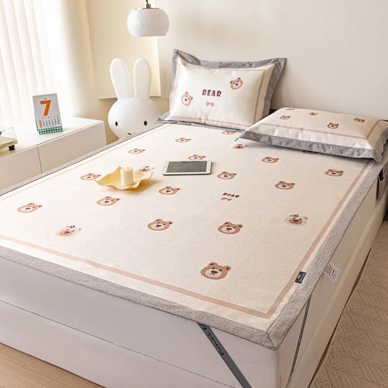 

Милый летний комплект из трех предметов из ледяного шелка с принтом медведя, летний спальный коврик, который можно стирать, сложенный, охлаждающий, мягкий коврик с кондиционером 1.5m(5 feet) bed